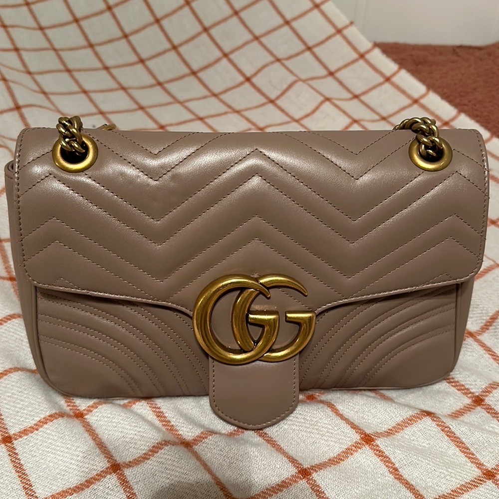 Gucci Calfskin Matelasse Medium GG Marmont Shoulder Bag Porcelain Rose